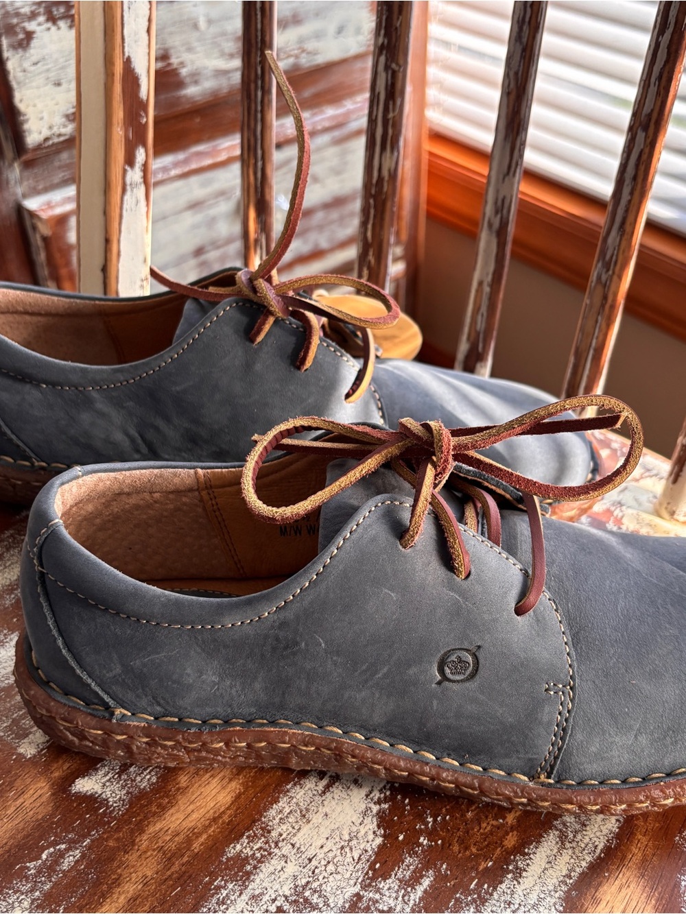 Born Ladies Leather Slate Blue Leather loafers with Tan Leather Laces Size 8.5 - Picture 4 of 9